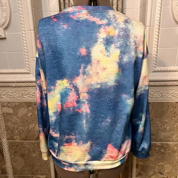 Unbranded. Size XL. Watercolor print. Pullover. Stretch Light Weight. B95 - Picture 2 of 4